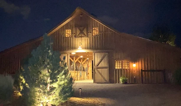 Blue-Sky-Ranchette-Barn